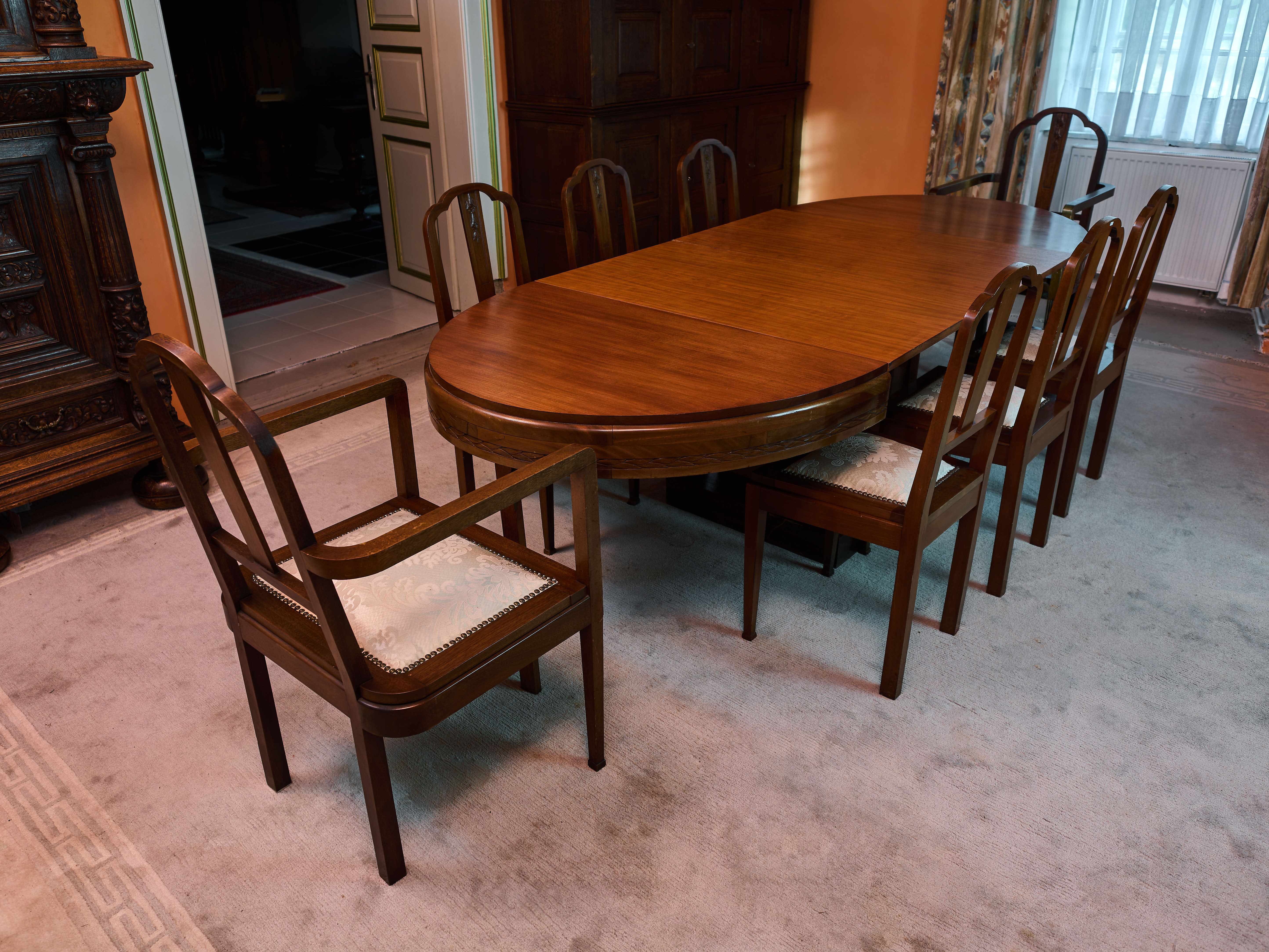 Jídení stůl a set židlí Art Deco