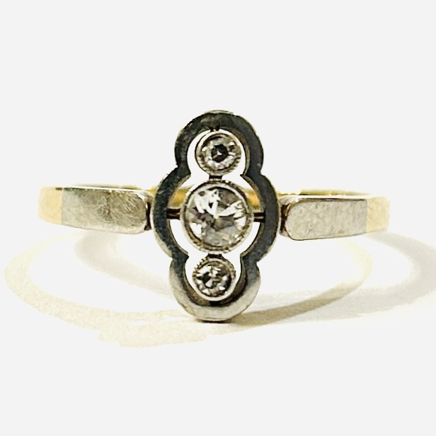 Zlatý art-deco prsten s diamanty