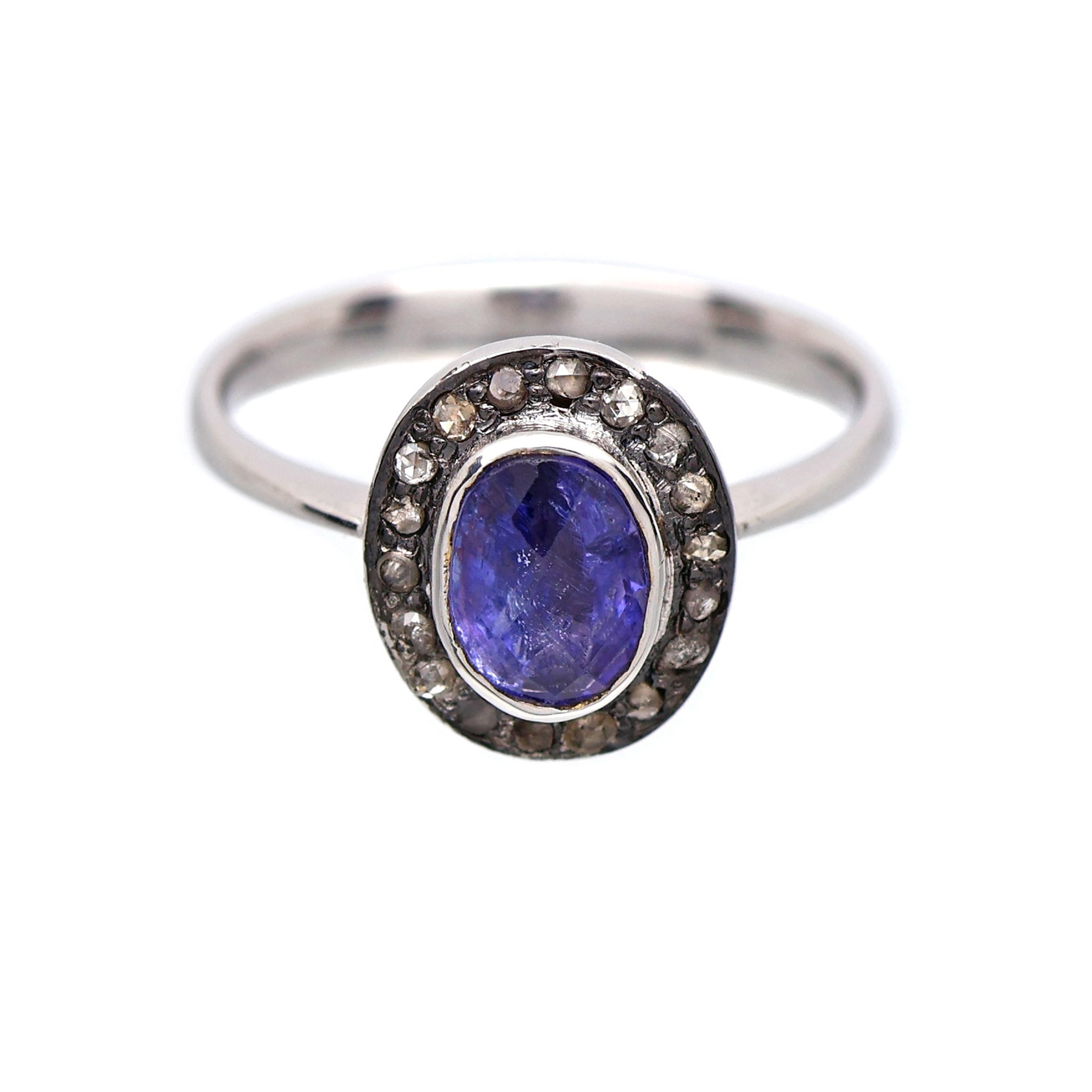 Zlatý prsten s přírodním tanzanitem a diamanty