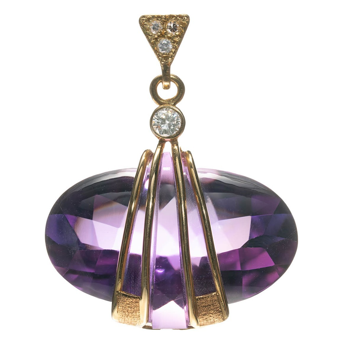 Zlatý přívěsek s přírodním ametystem a přírodními diamanty