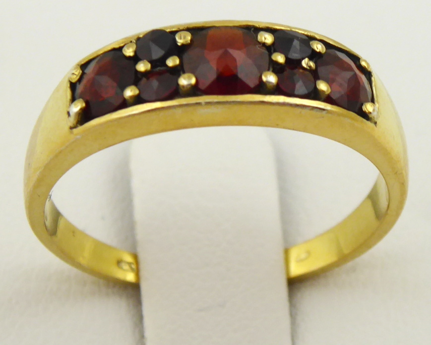 Zlacený Stříbrný prsten s českými granáty – Turnov