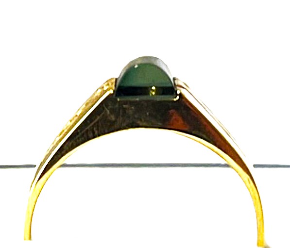 Zlatý prsten ze žlutého 14 karátového zlata 3,54 gramů