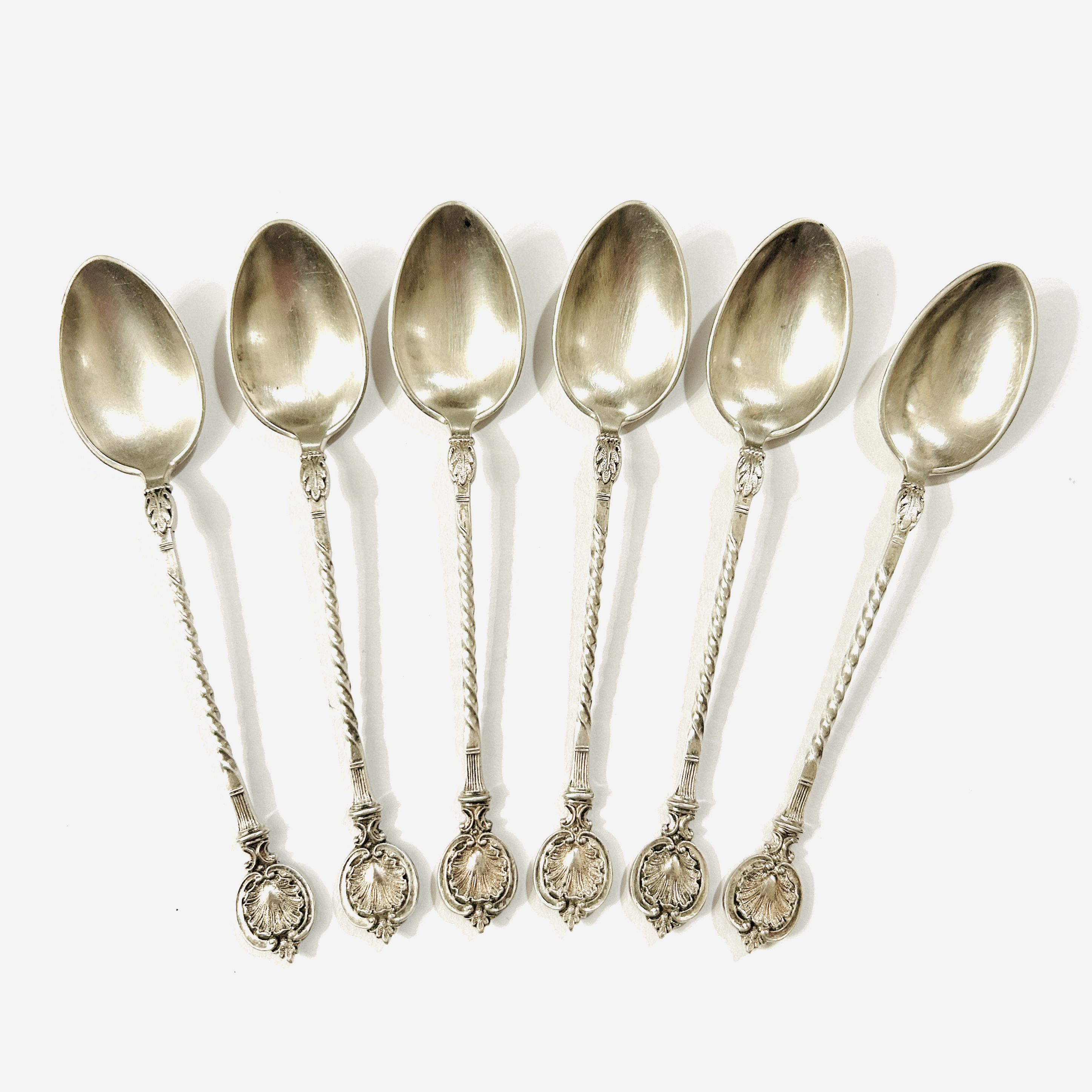 Stříbrné historizující lžičky v etui, 6 ks – Sandrik