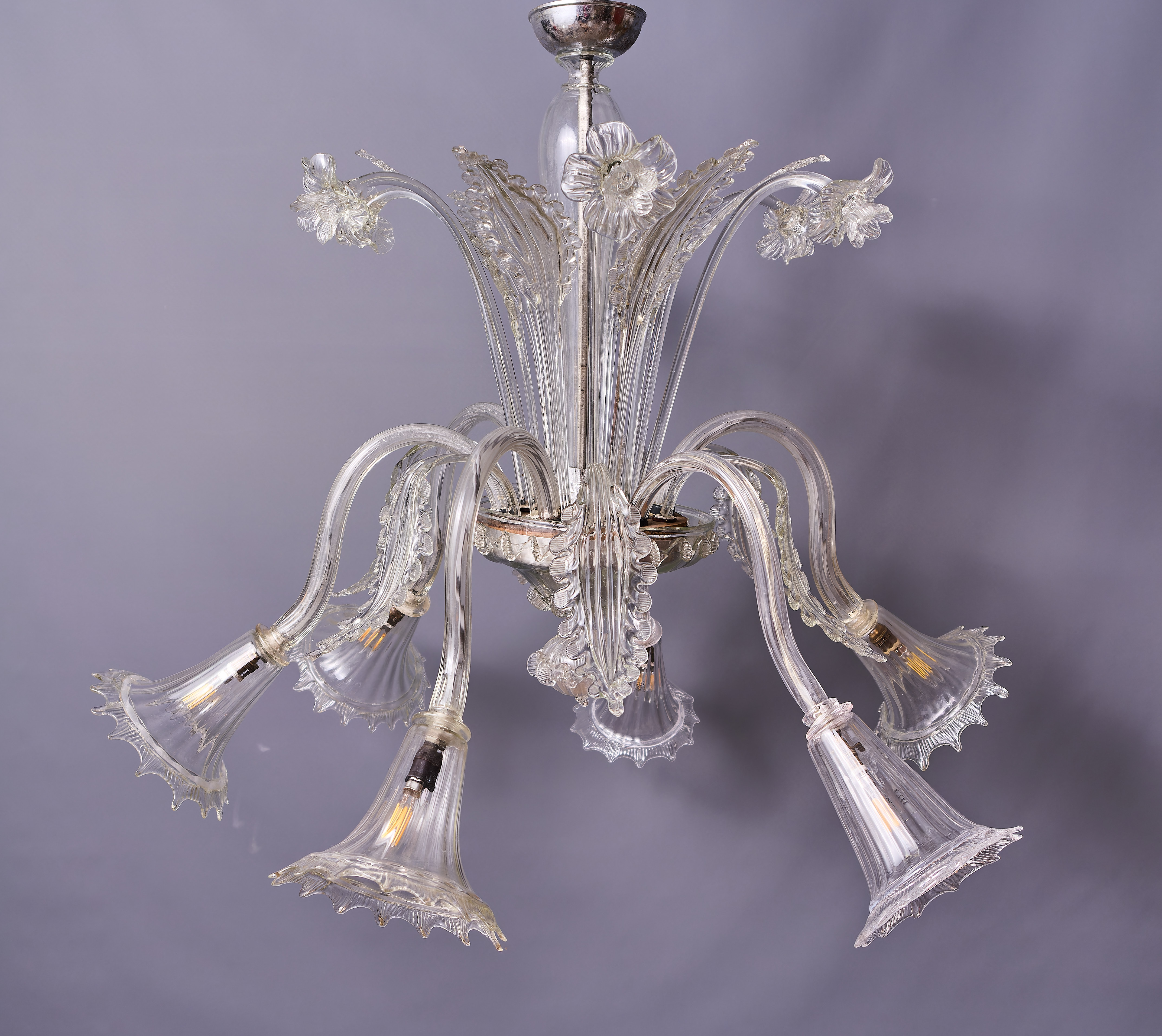 Benátský lustr ze štípaného skla. Murano