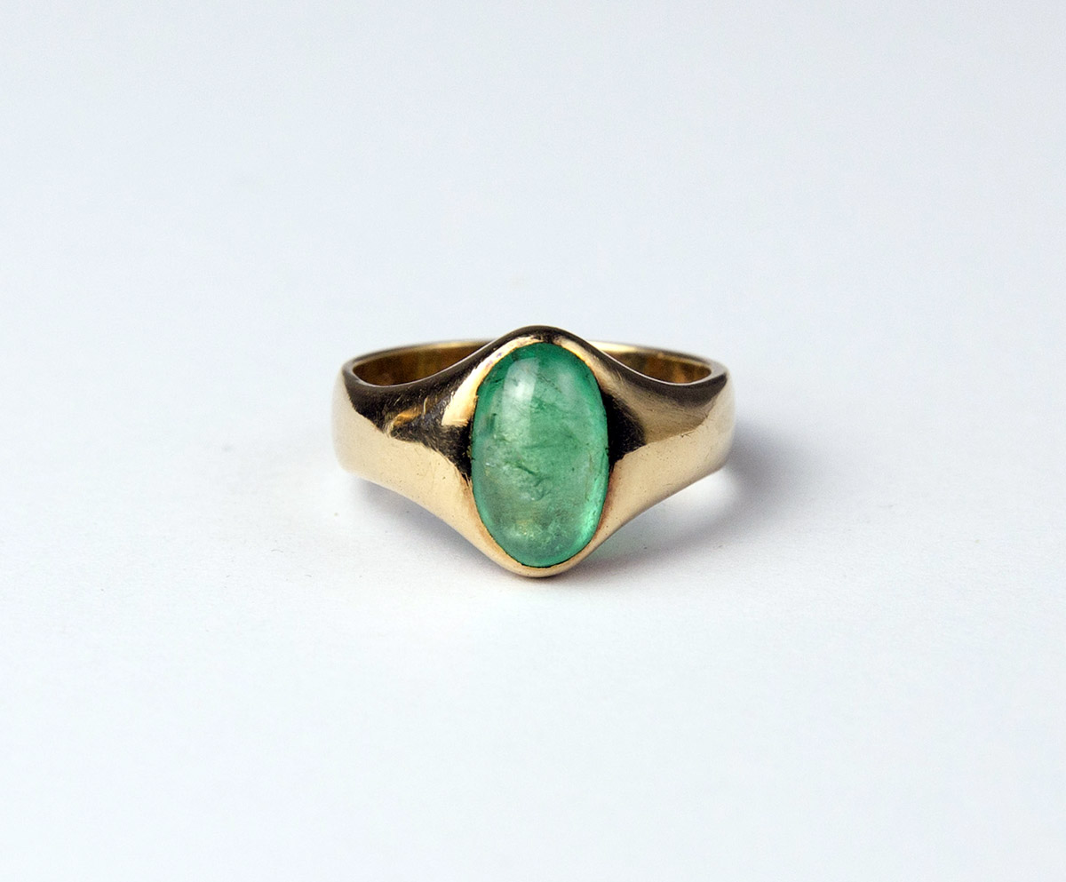 Zlatý prsten s kolumbijským smaragdem