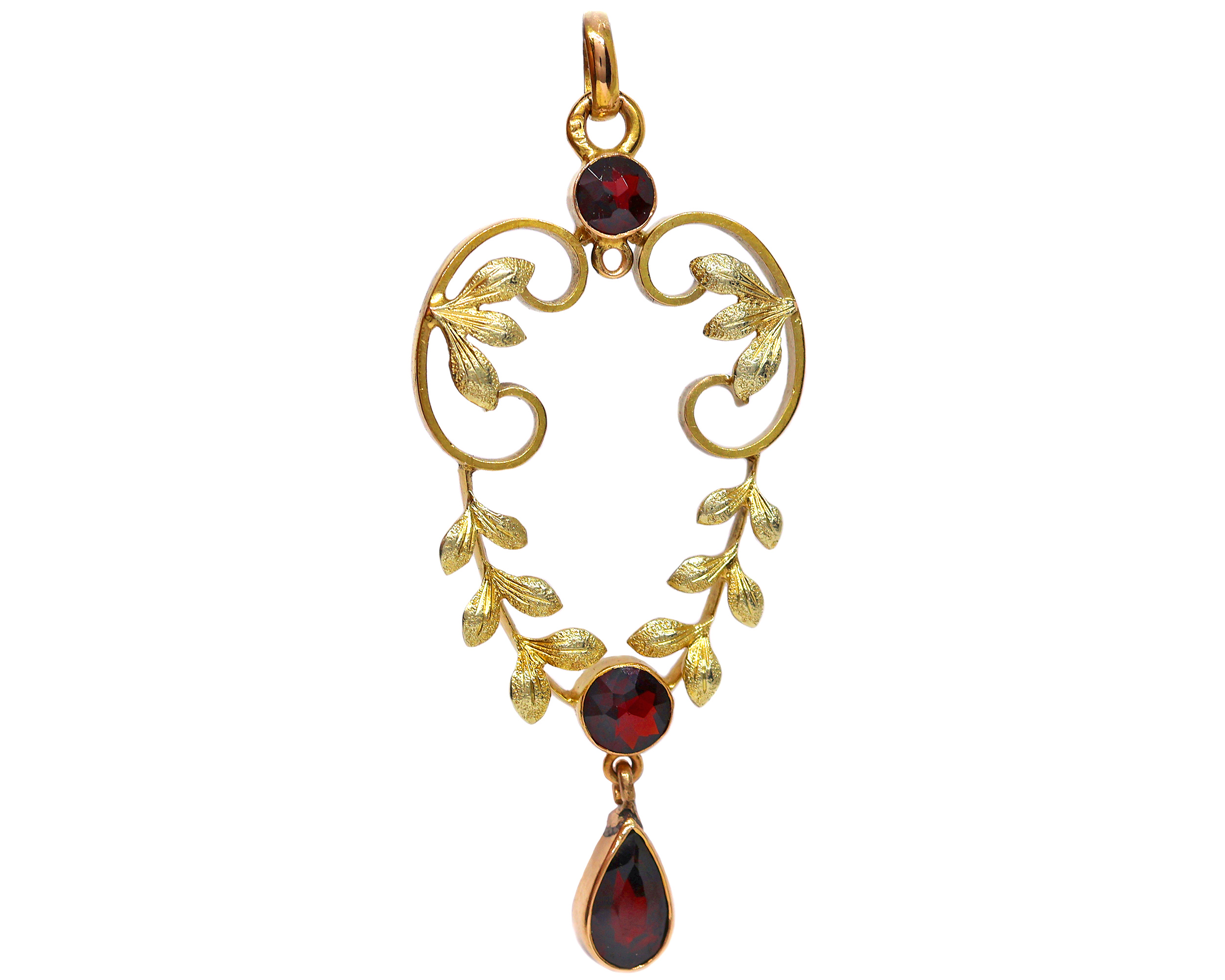 Secesní zlatý přívěsek s českými granáty