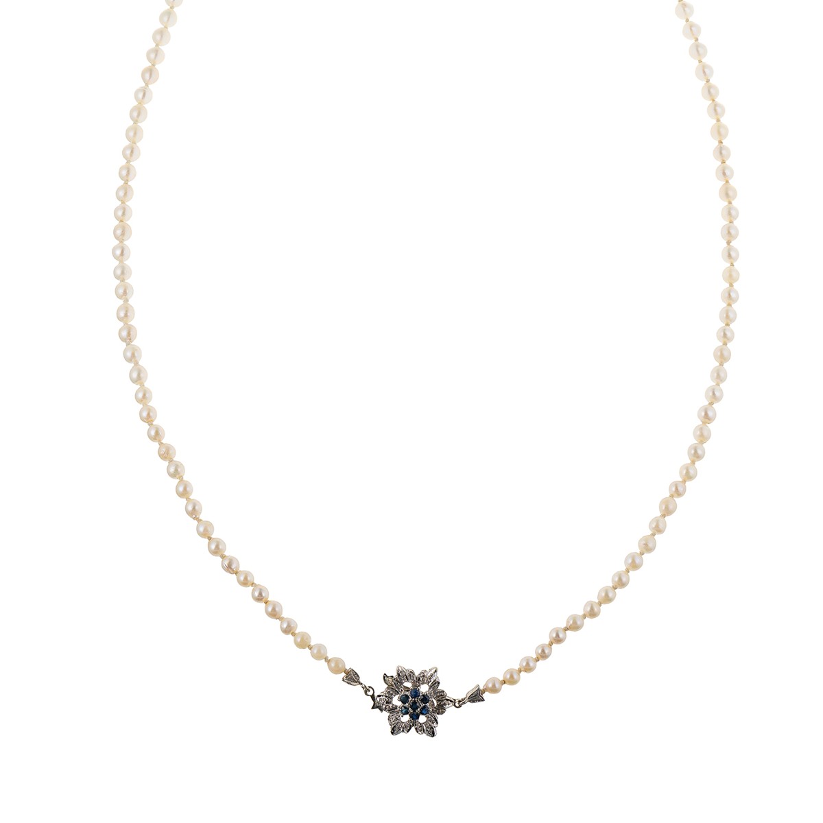 Náhrdelník z perel Akoya a přírodním safírem 0,50 ct – certifikováno