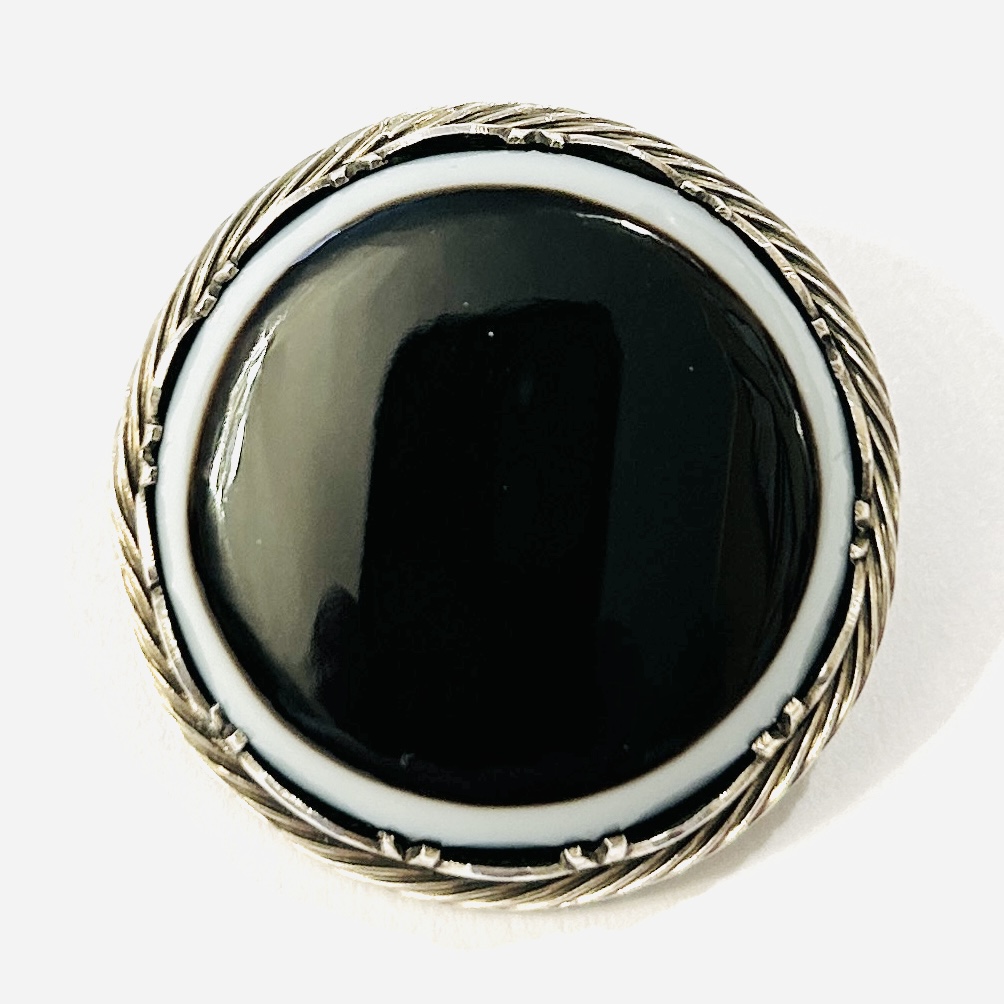 Stříbrná starožitná brož s achátem