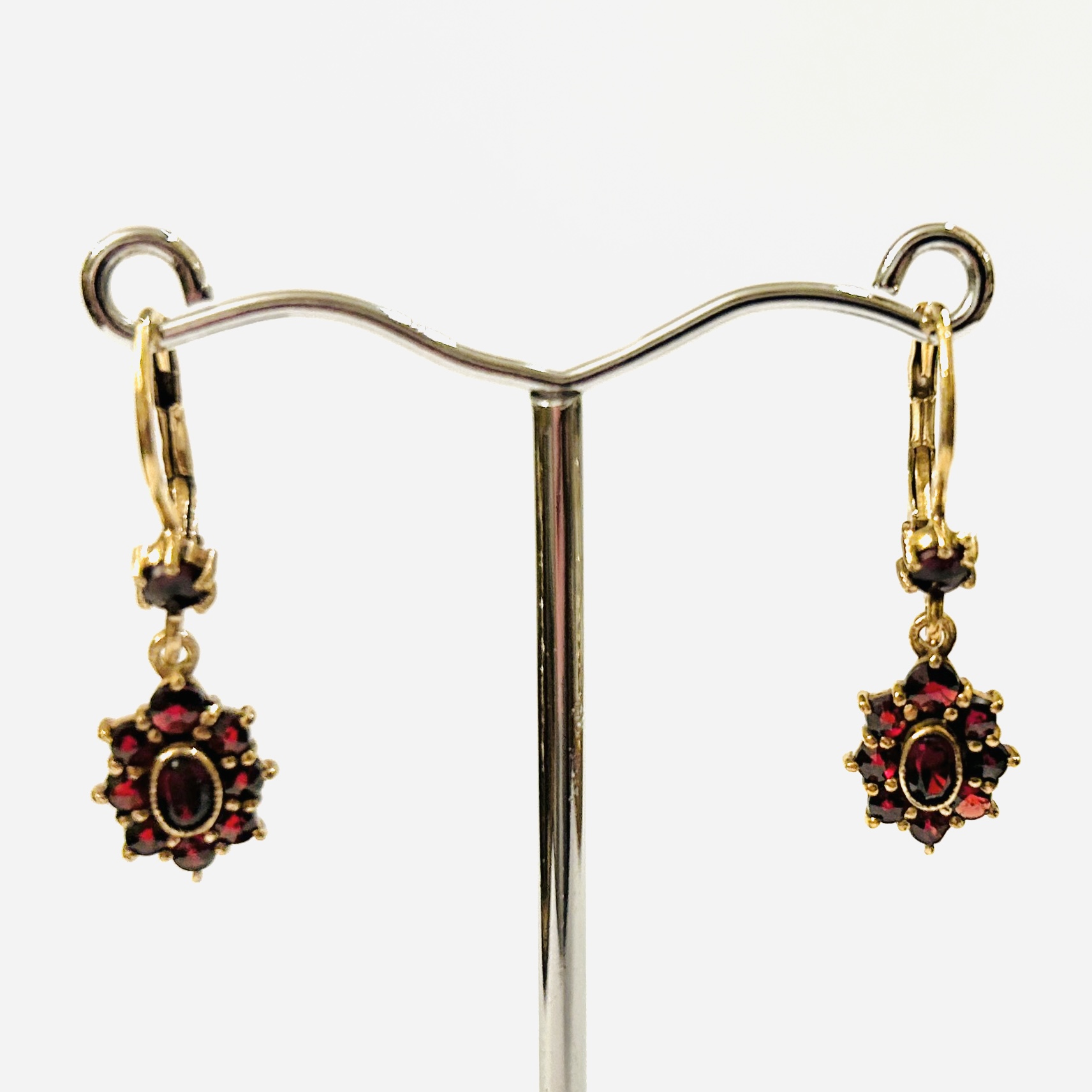 Stříbrné zlacené visací náušnice s českými granáty