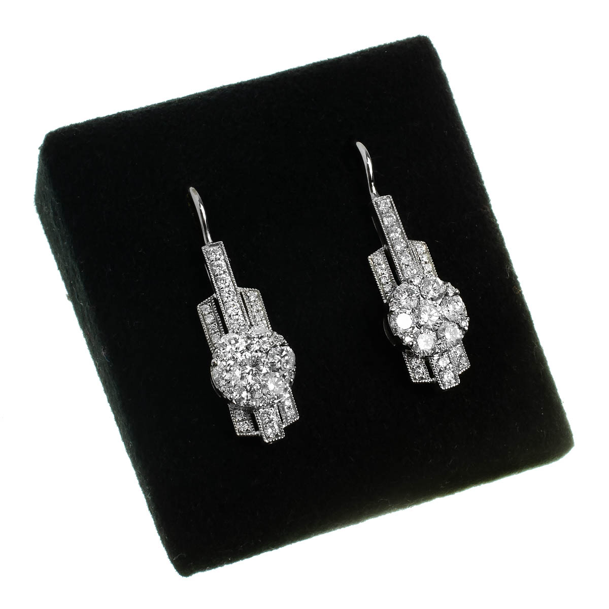 Zlaté visací náušnice s brilianty