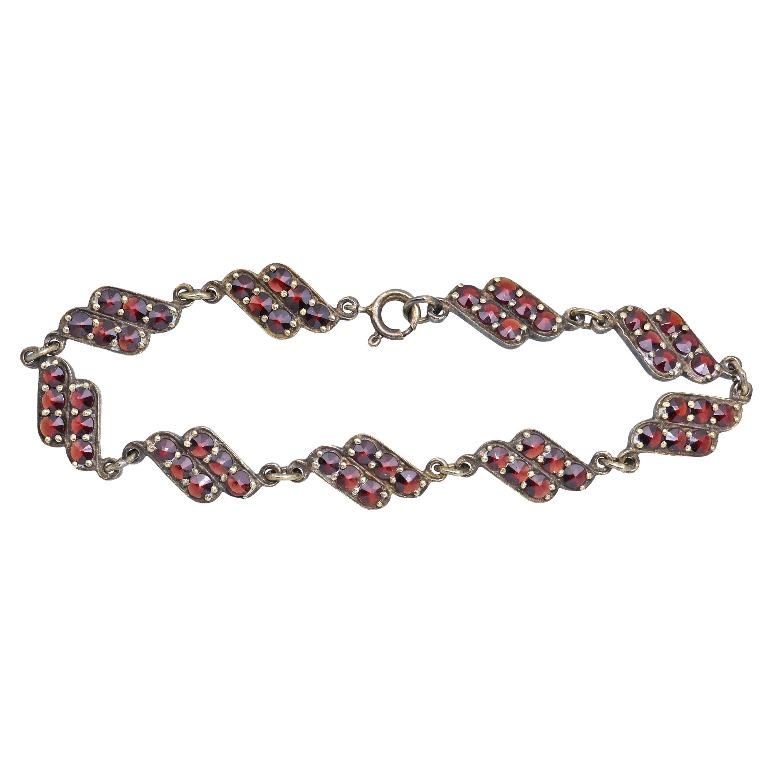 Stříbrný náramek s českými granáty