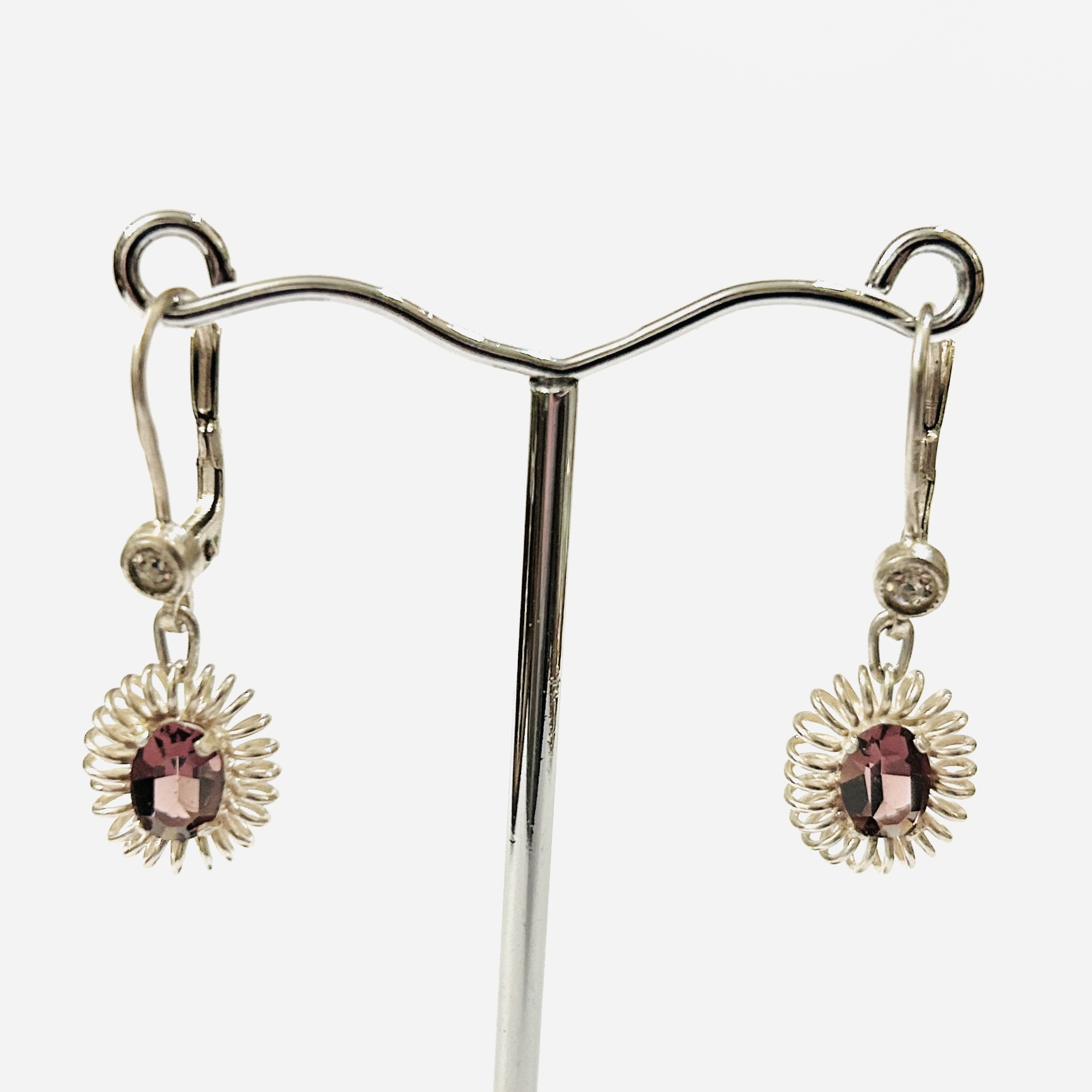 Stříbrné starožitné visací náušnice s fialovými a čirými kameny