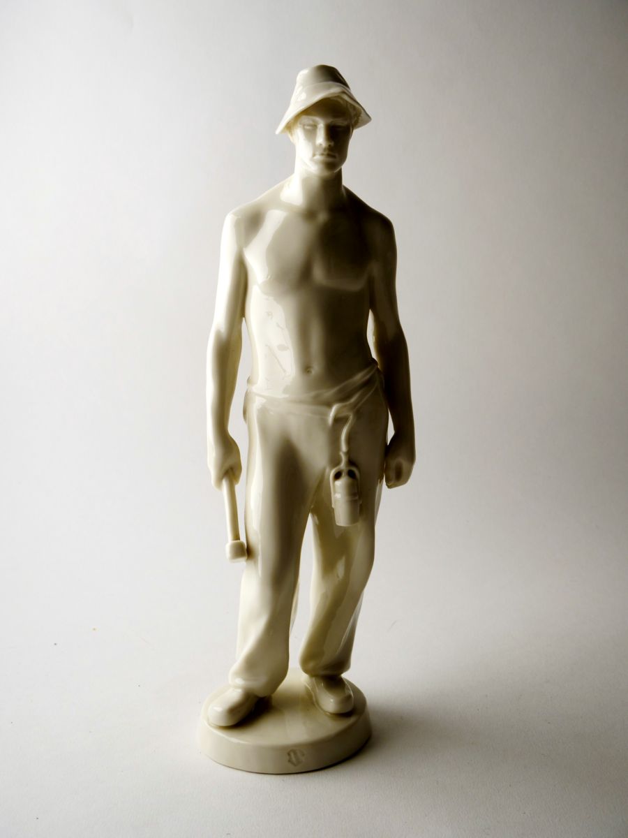 Porcelánová figurka horníka – Nymphenburg
