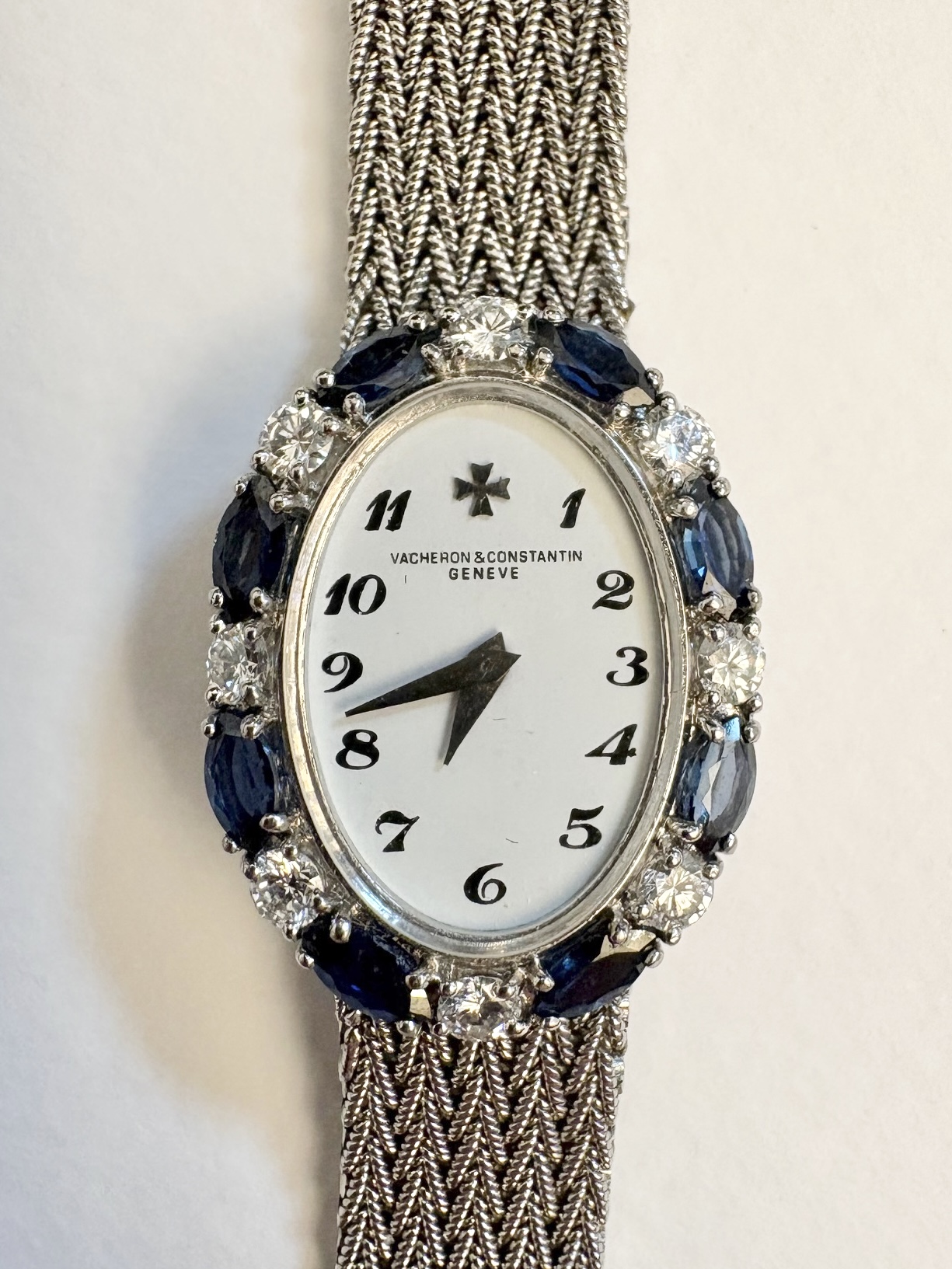 Švýcarské dámské náramkové hodinky Vacheron Constantin