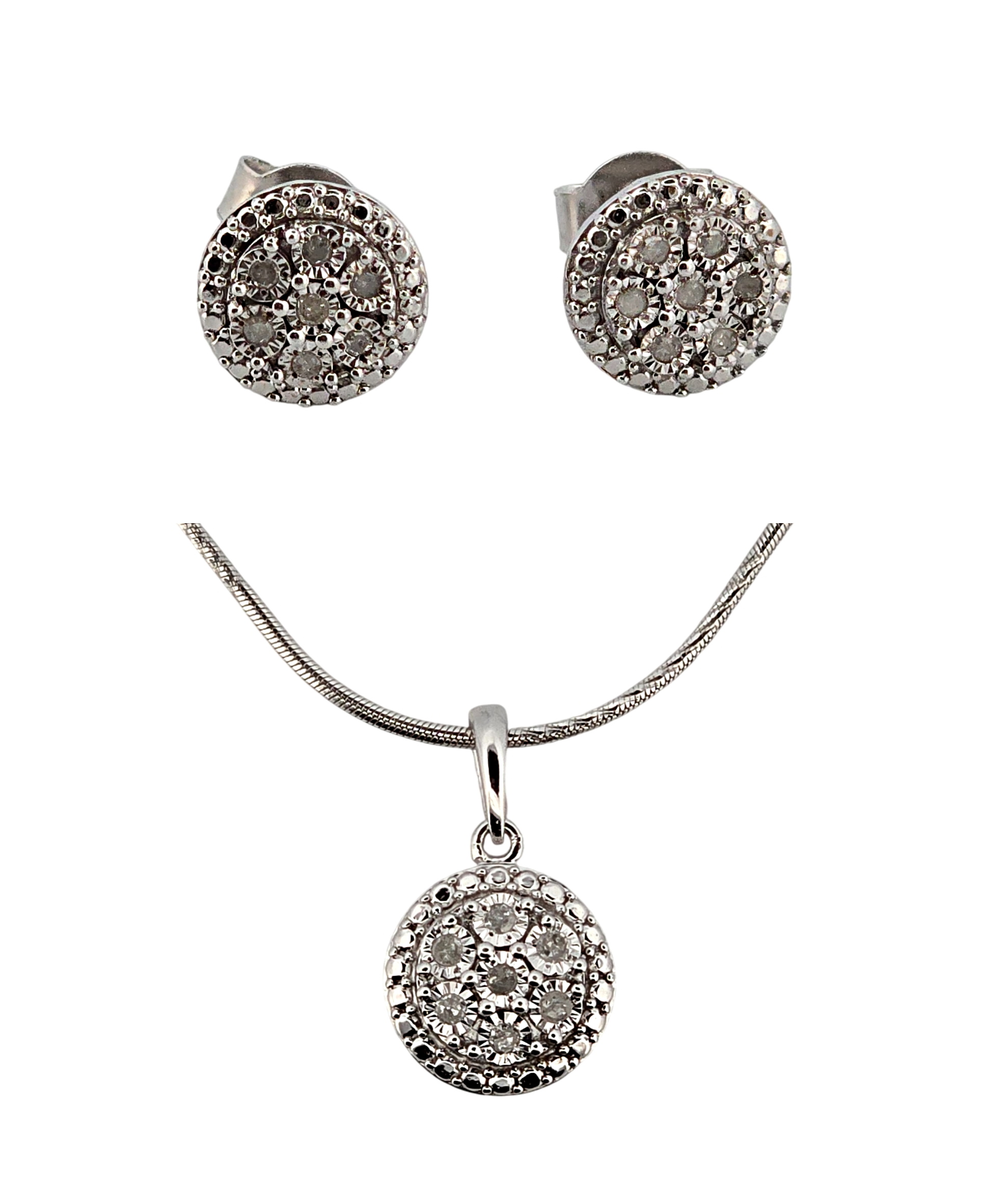 Stříbrný set náušnice a náhrdelník s diamanty