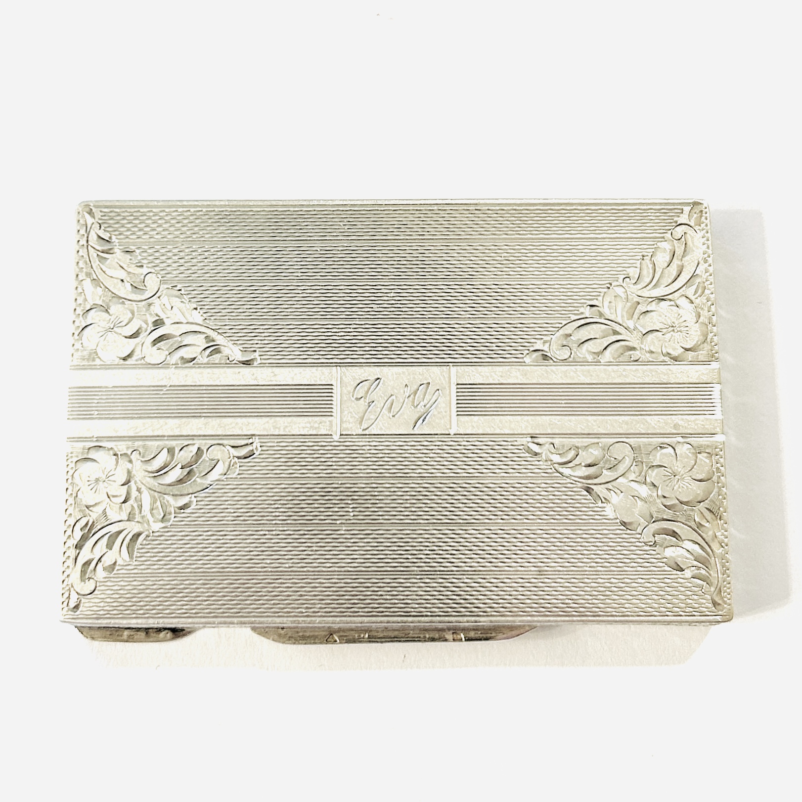 Stříbrná art-deco dóza/lékovka, dedikace „Eva“