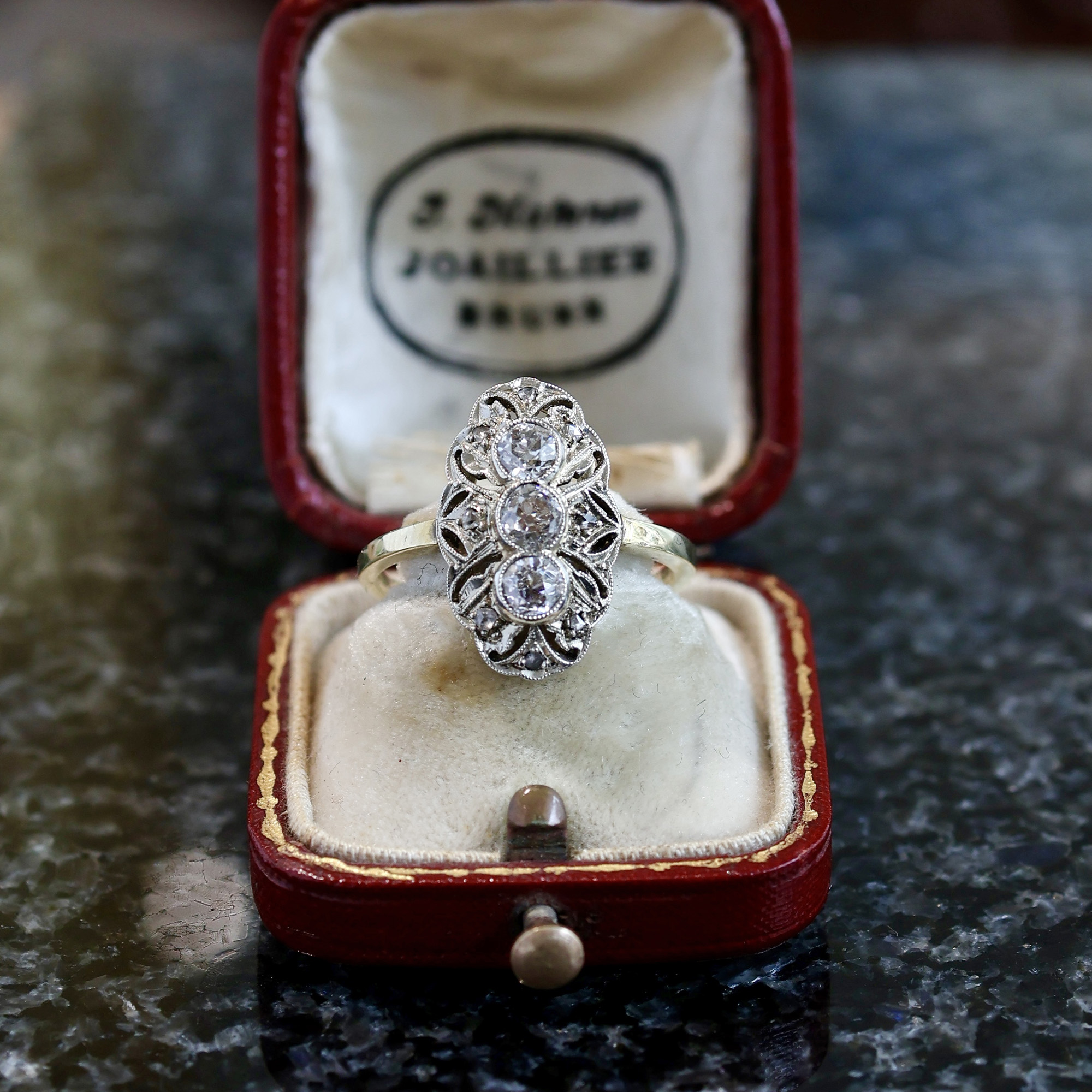 Art deco zlatý prsten s přírodními diamanty 0,50 ct