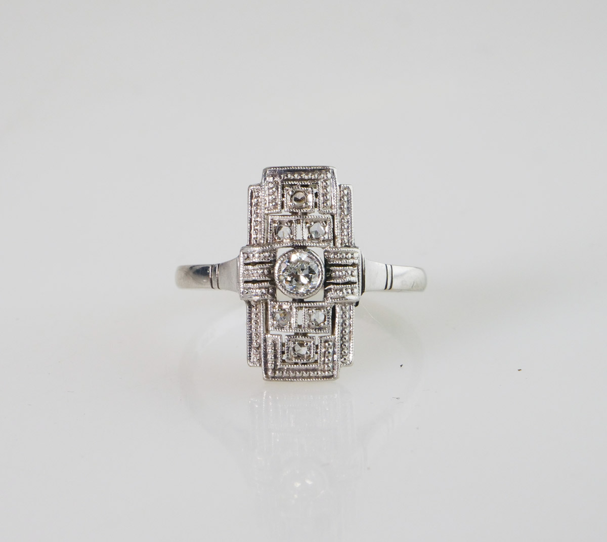 Art deco zlatý prsten s diamanty