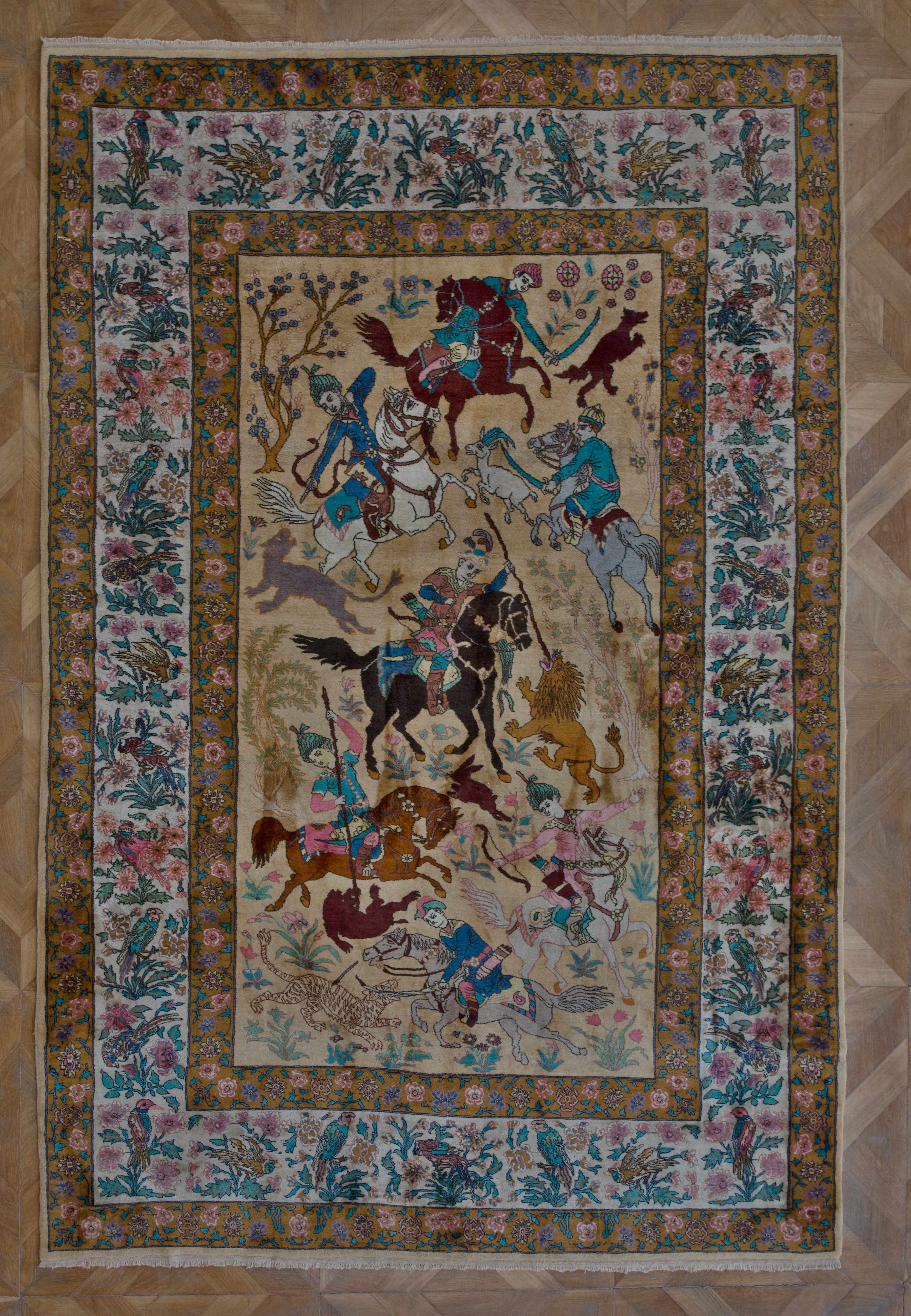 Perský lovecký koberec Tabriz – ručně vázaný, 281 × 185 cm