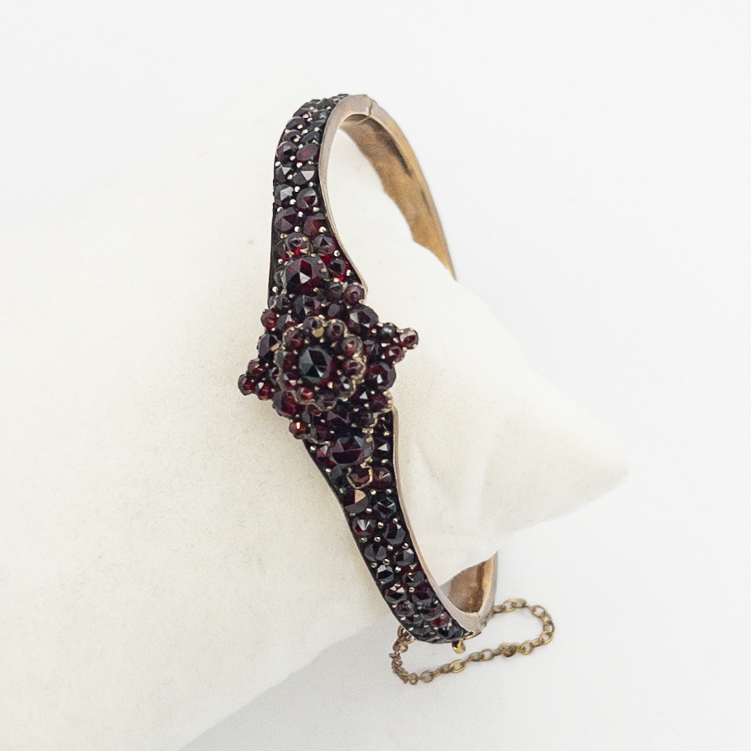 Starožitný granátový náramek