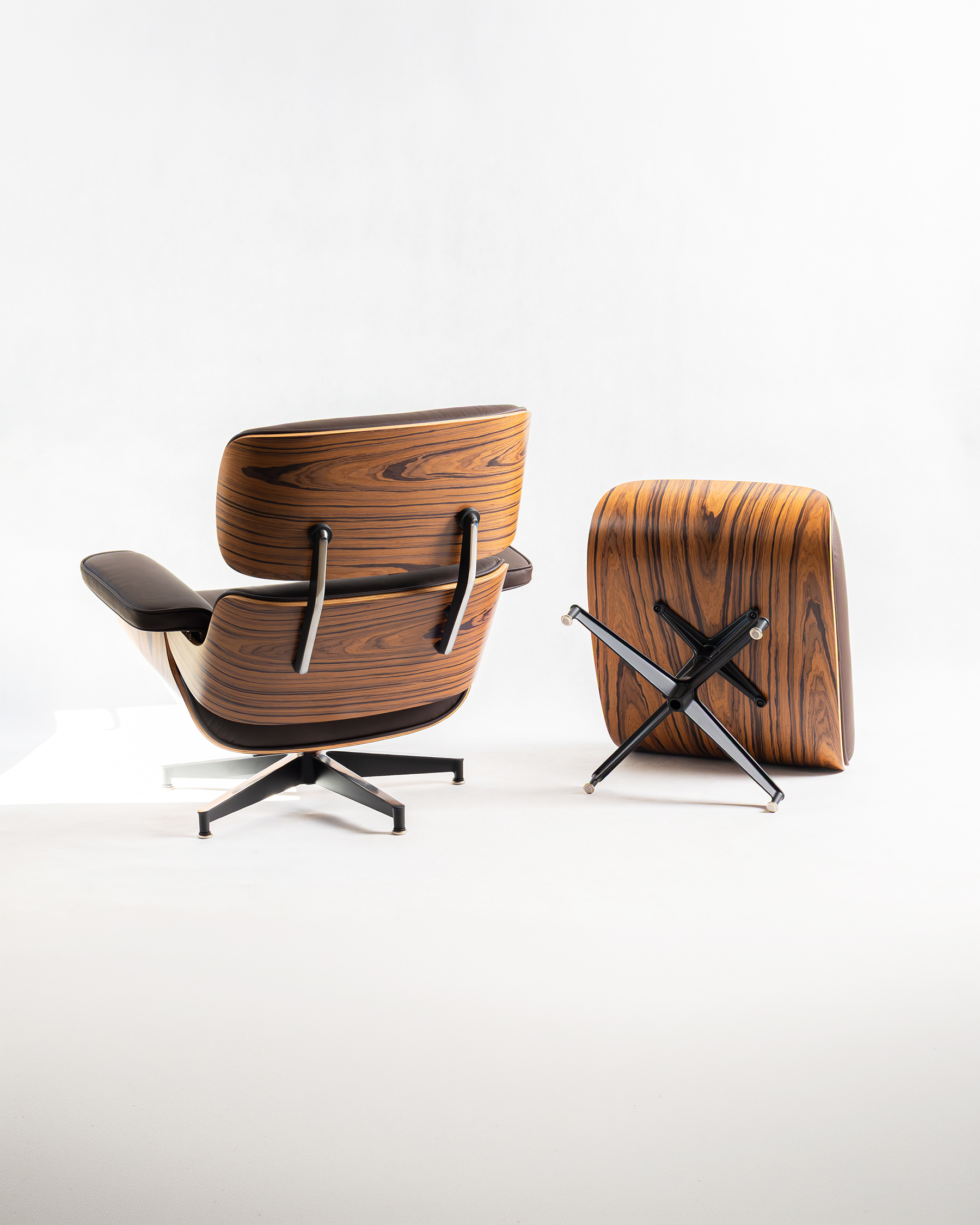 KŘESLO CHARLES EAMES & RAY EAMES S PODNOŽKOU