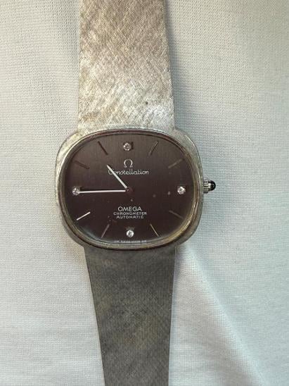 Zlaté hodinky Omega Constelation s brilianty - automat