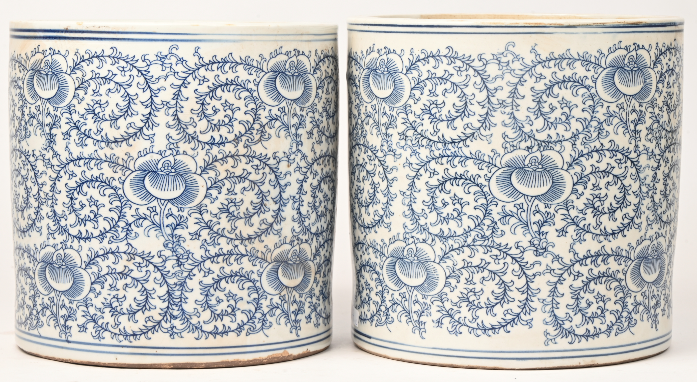 Párové čínské porcelánové zásobnice